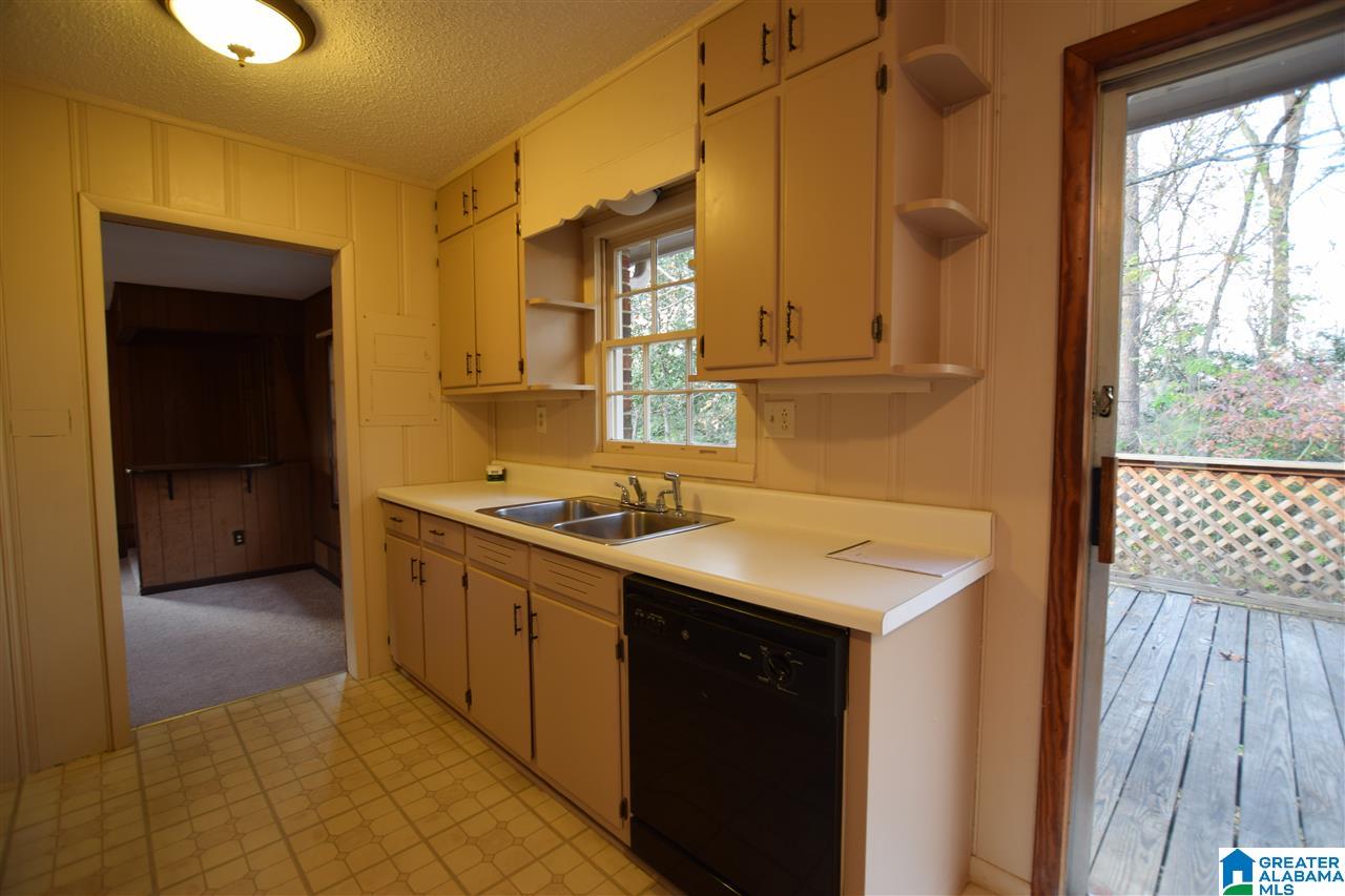 316 Hunter Road Gardendale, AL 35071 - Photo 10 of 38