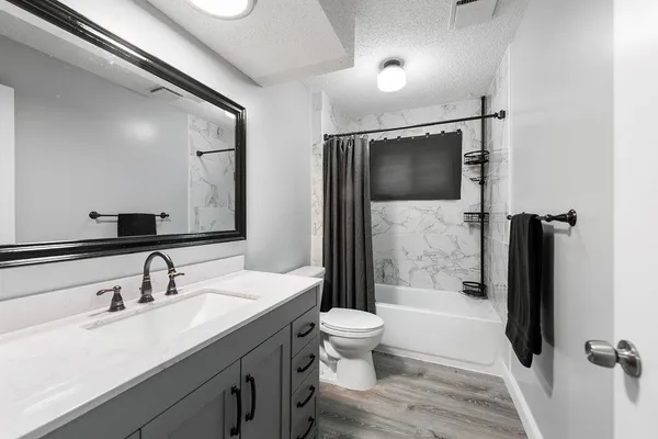 $369,000 | 706 Ozark Short Line, Odessa, MO 64076