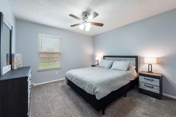$369,000 | 706 Ozark Short Line, Odessa, MO 64076