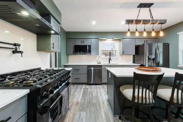 $369,000 | 706 Ozark Short Line, Odessa, MO 64076