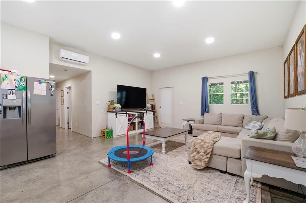 410 Pine Hill Road Southeast Rydal, GA 30171 - Photo 12 of 27