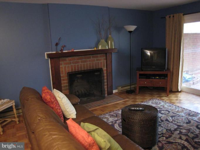 1821 Wainwright Drive Reston, VA 20190 - Photo 19 of 26 Recreation Room