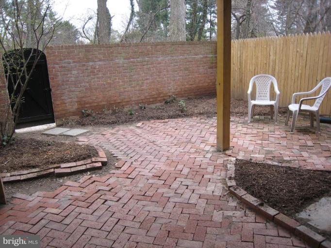1821 Wainwright Drive Reston, VA 20190 - Photo 20 of 26 Patio