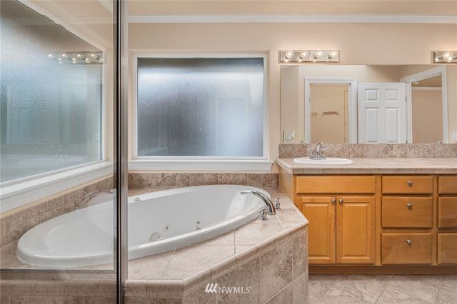 $650,000 | 13908 Beverly Park Road, Lynnwood, WA 98087