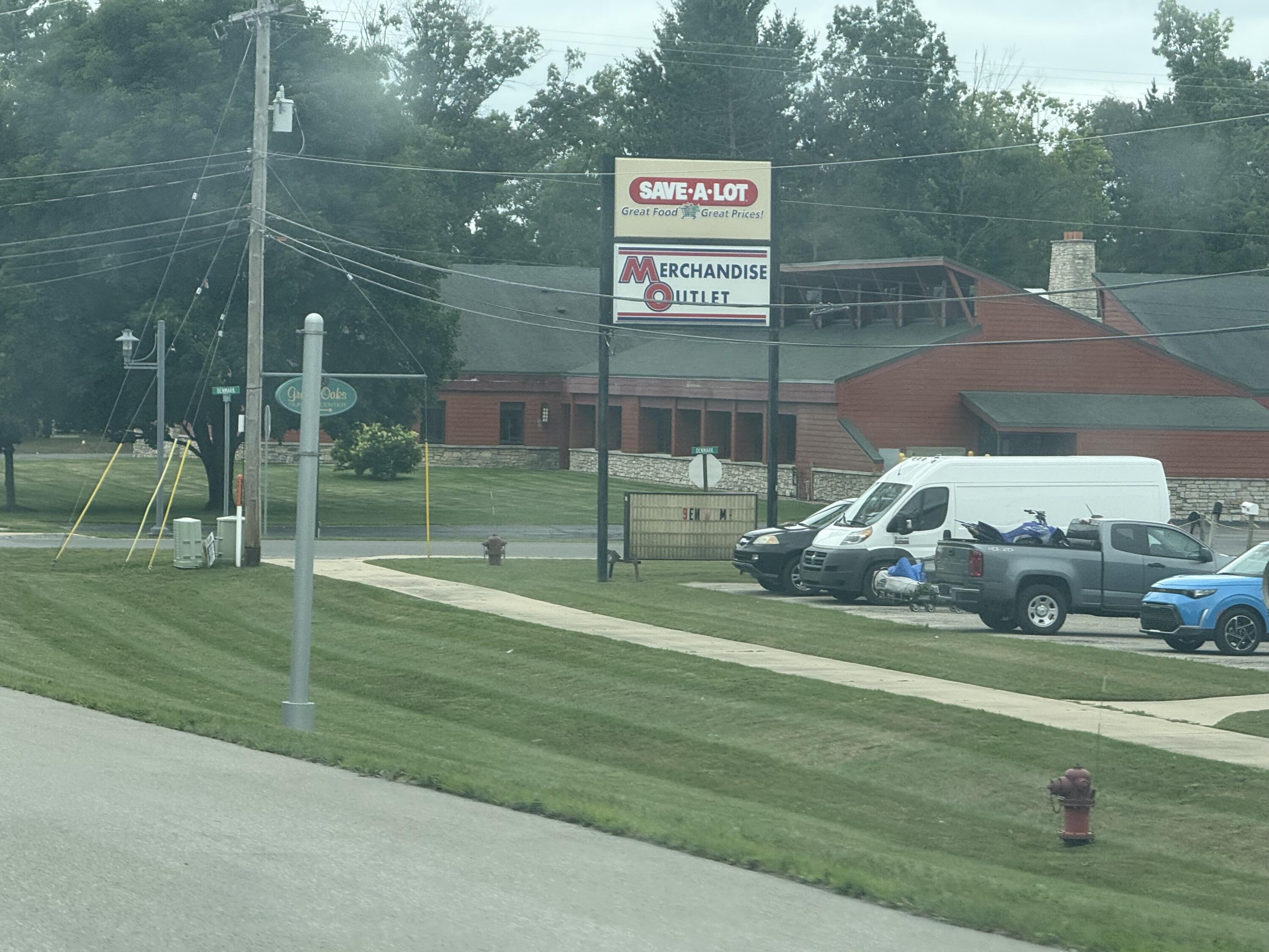 4177 South Michway Baldwin, MI 49304 - Photo 4 of 35 IMG_2876