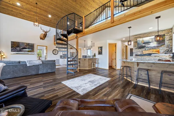 $1,185,000 | 2258 Big Bear Circle, Overgaard, AZ 85933
