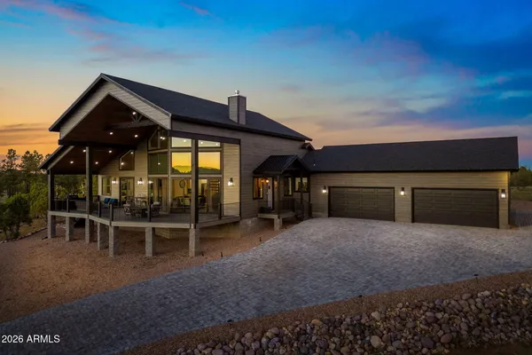 $1,185,000 | 2258 Big Bear Circle, Overgaard, AZ 85933
