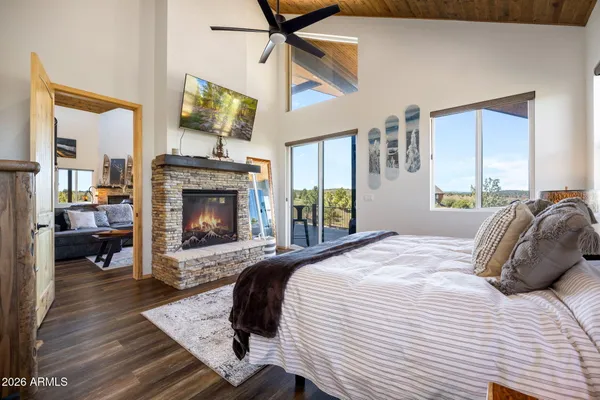$1,185,000 | 2258 Big Bear Circle, Overgaard, AZ 85933