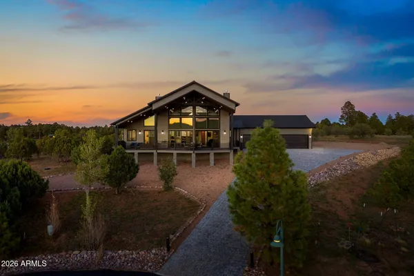 $1,185,000 | 2258 Big Bear Circle, Overgaard, AZ 85933