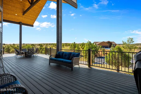 $1,185,000 | 2258 Big Bear Circle, Overgaard, AZ 85933