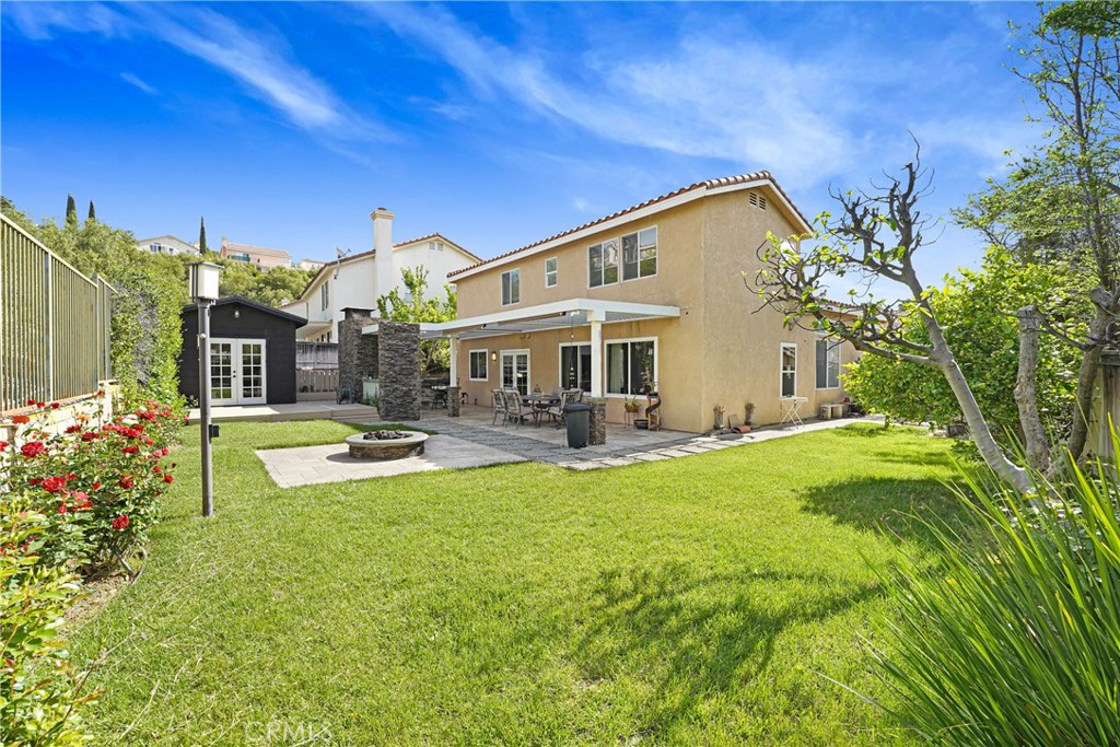 23805 Oak View Lane Newhall, CA 91321 - Photo 23 of 26