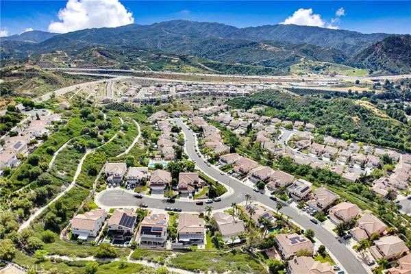 $995,000 | 23805 Oak View Lane, Newhall, CA 91321