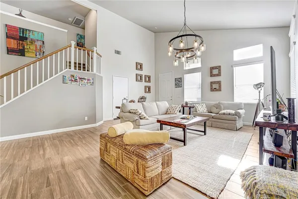 $995,000 | 23805 Oak View Lane, Newhall, CA 91321