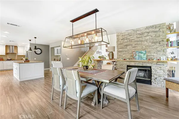 $995,000 | 23805 Oak View Lane, Newhall, CA 91321