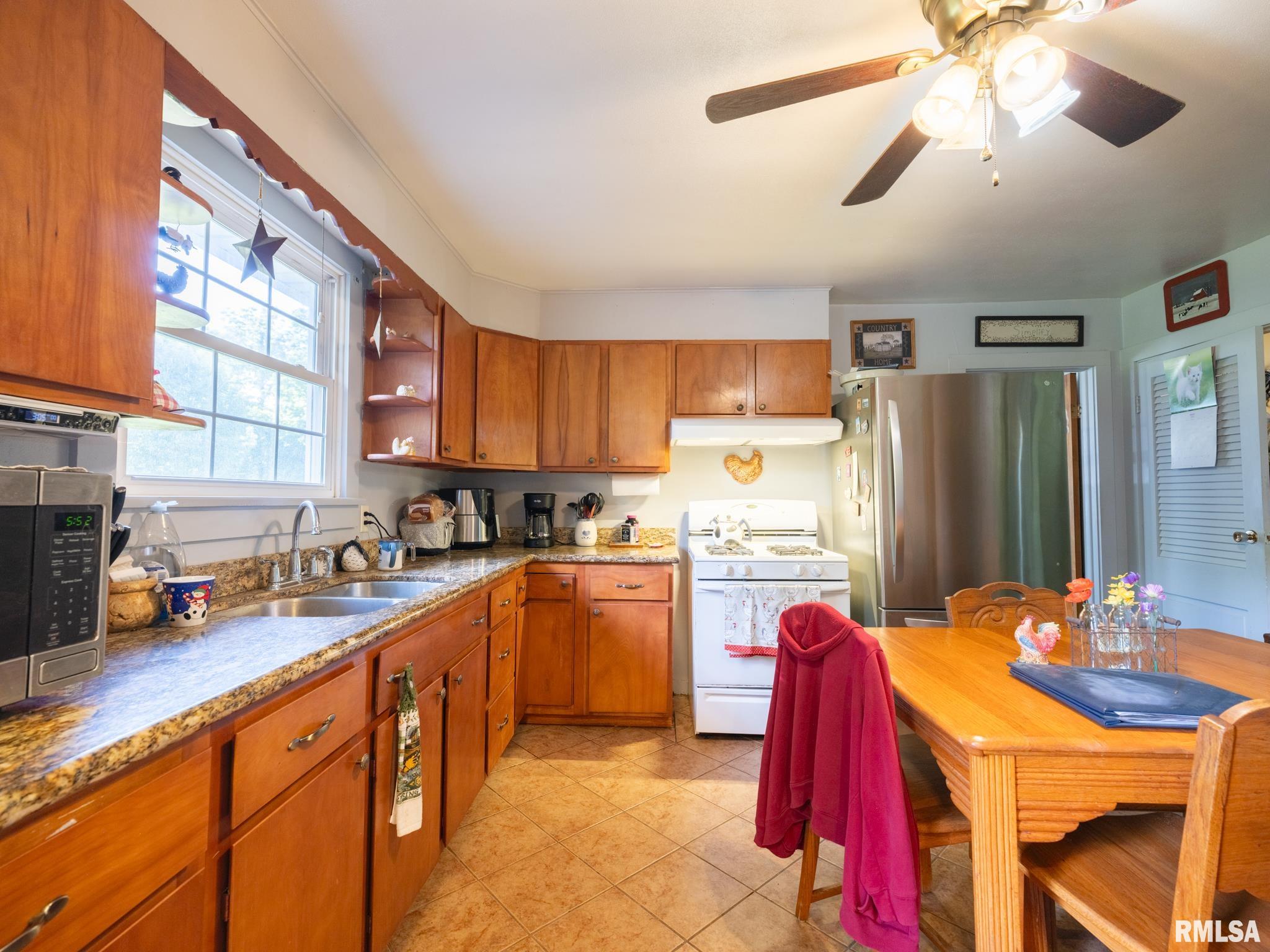 3515 South Trivoli Road Trivoli, IL 61569 - Photo 21 of 73 Gallery Image 21