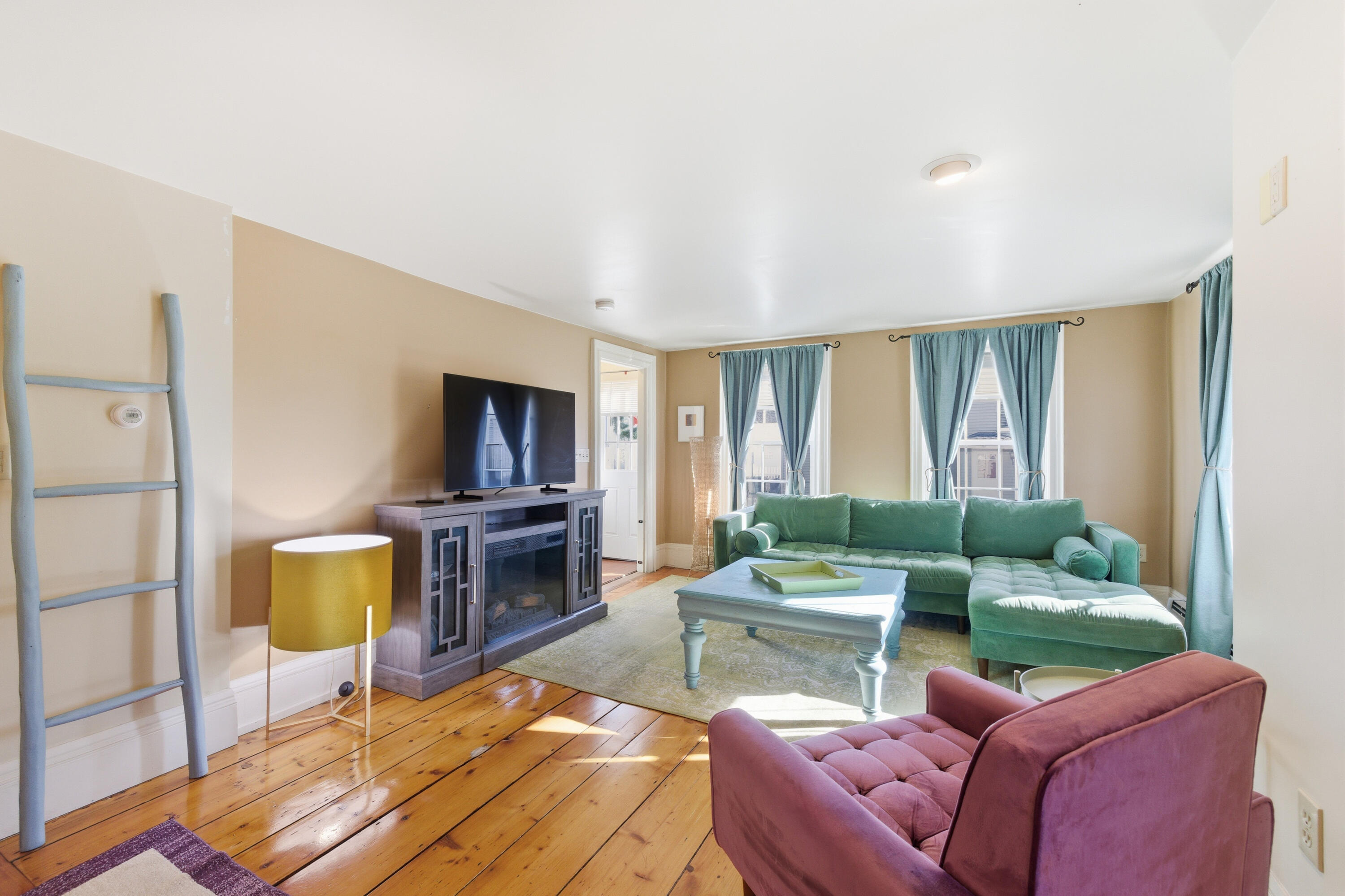 104 Hill Street, Unit 1 Saco, ME 04072 - Photo 17 of 39 3G0A9543