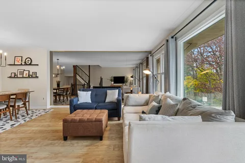 $409,000 | 649 Niblick Lane, Unit 20, Wallingford, PA 19086