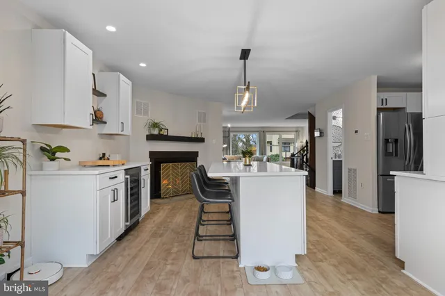 $409,000 | 649 Niblick Lane, Unit 20, Wallingford, PA 19086