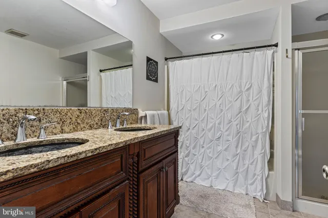 $409,000 | 649 Niblick Lane, Unit 20, Wallingford, PA 19086