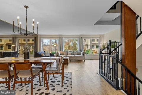 $409,000 | 649 Niblick Lane, Unit 20, Wallingford, PA 19086