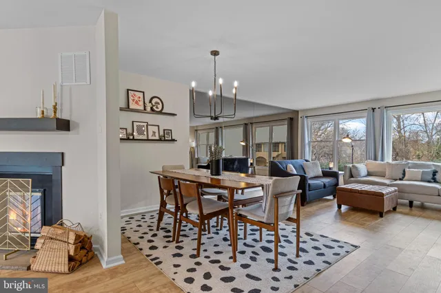 $409,000 | 649 Niblick Lane, Unit 20, Wallingford, PA 19086