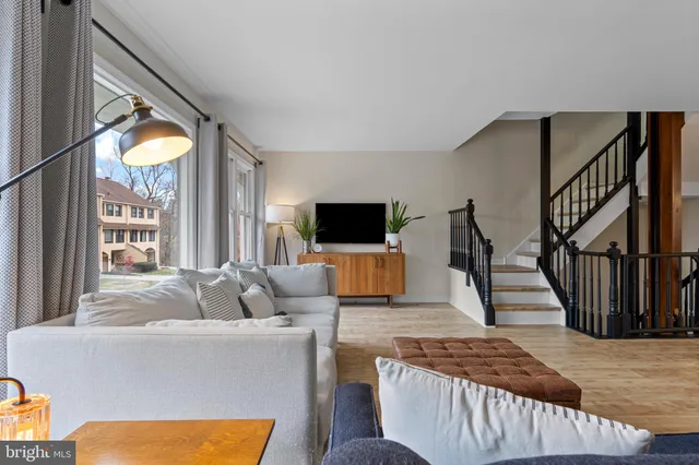 $409,000 | 649 Niblick Lane, Unit 20, Wallingford, PA 19086