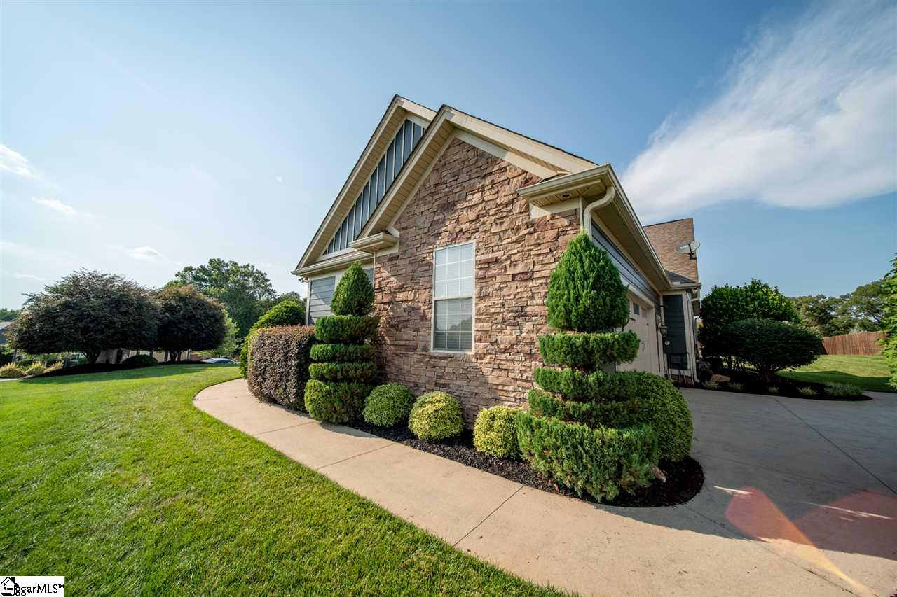 6 Redwater Way Greer, SC 29651 - Photo 15 of 30 Gallery Image 15