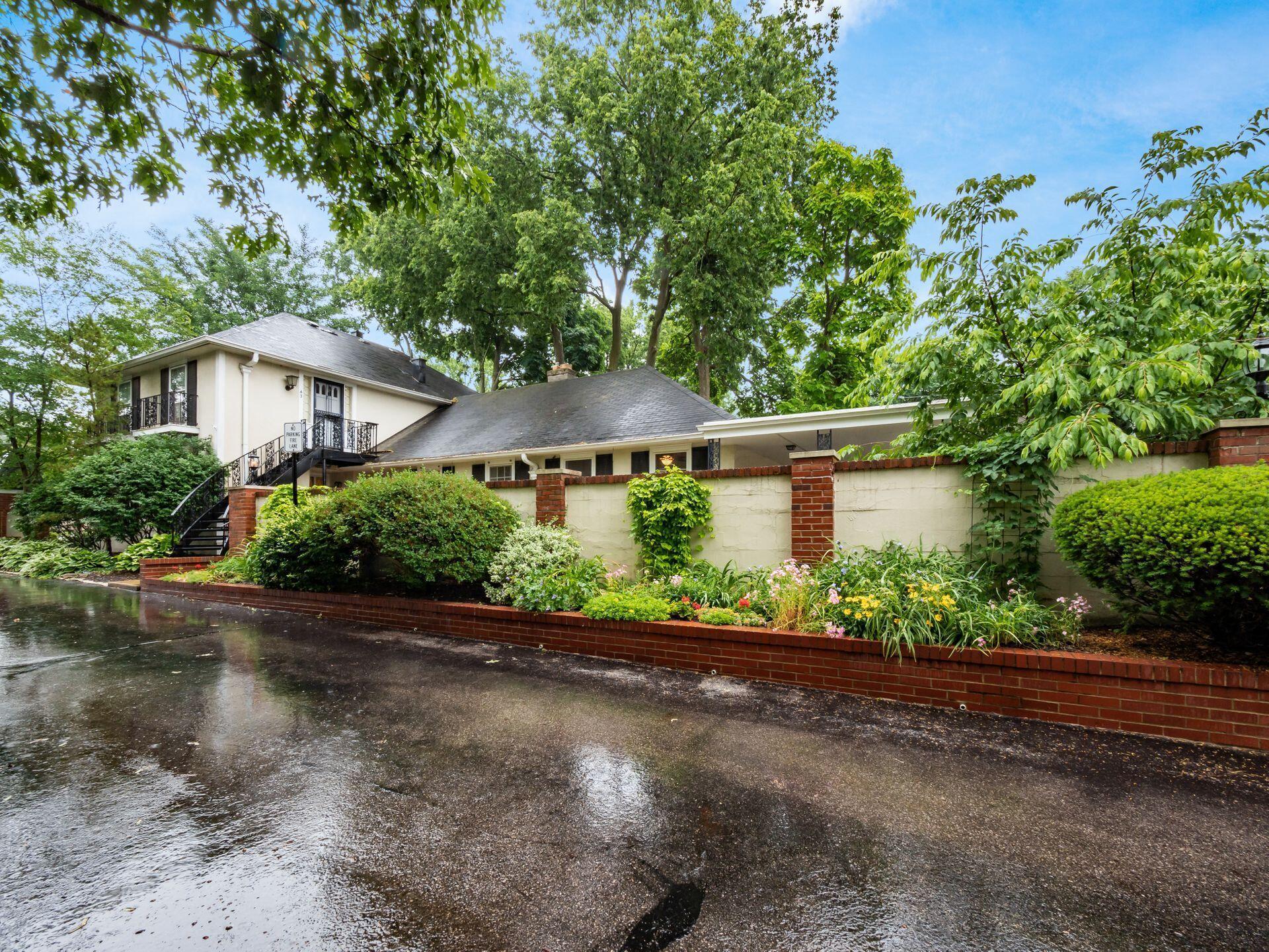 1631 Roxbury Road, Unit A2 Columbus, OH 43212 - Photo 32 of 38 The French Quarter