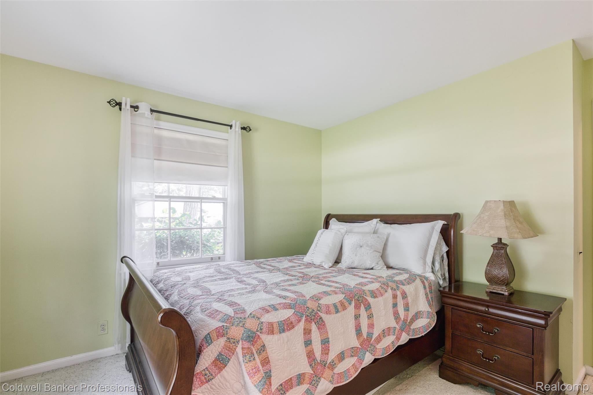 1066 Rock Spring Road Bloomfield Hills, MI 48304 - Photo 22 of 33 592A2728.jpg