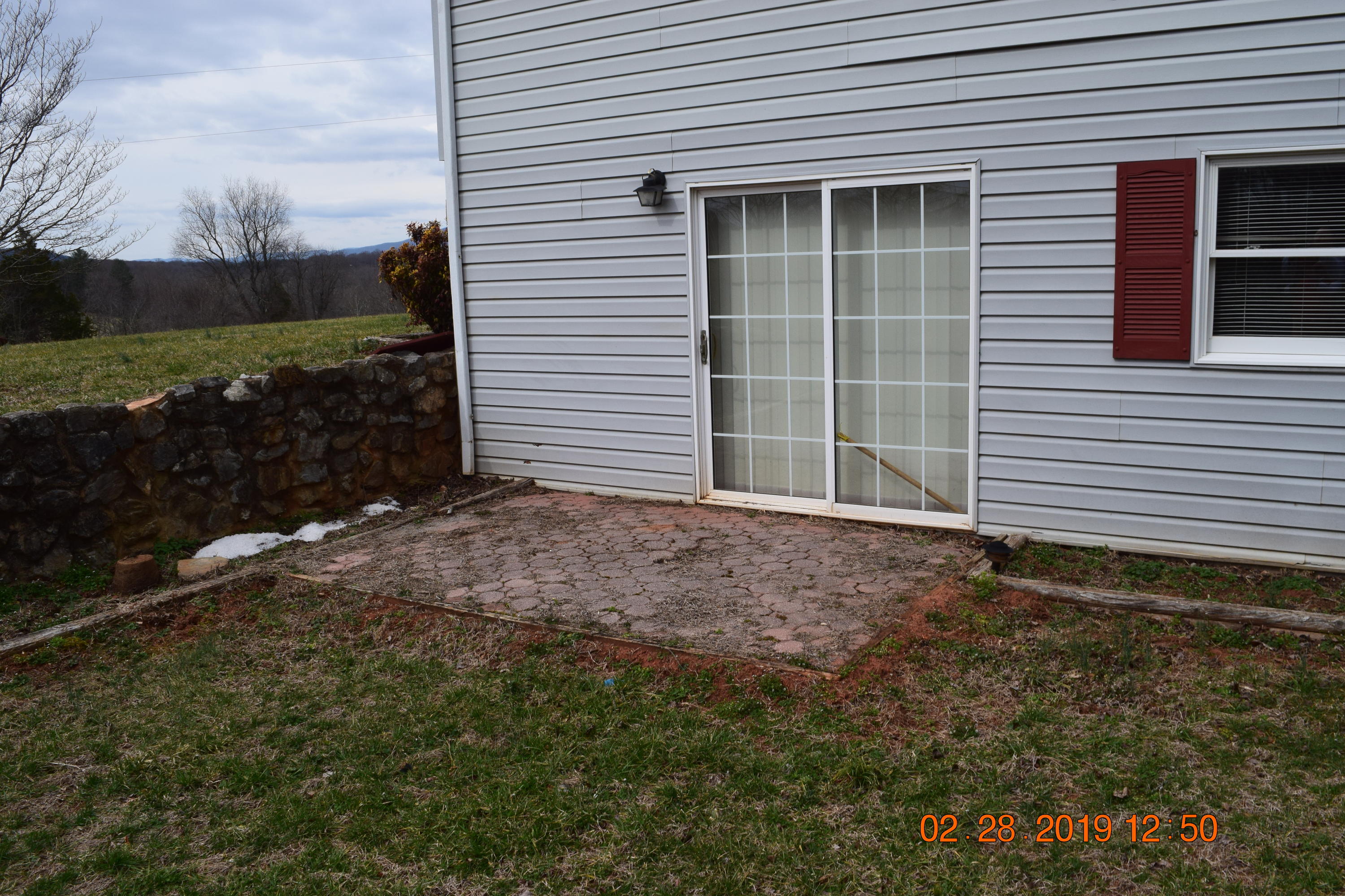 1988 Alean Road Wirtz, VA 24184 - Photo 6 of 36 DSC_0498