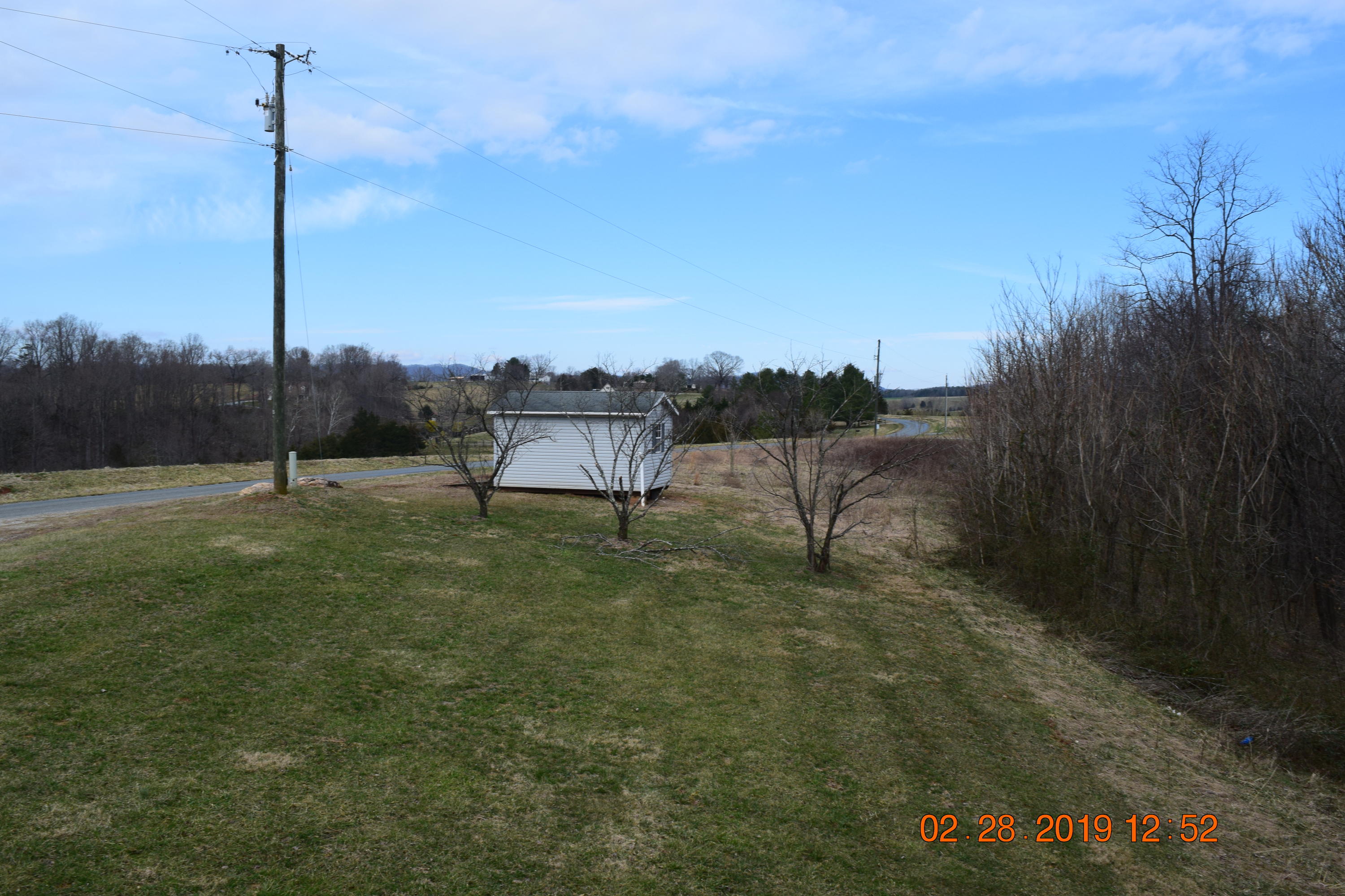 1988 Alean Road Wirtz, VA 24184 - Photo 10 of 36 DSC_0504