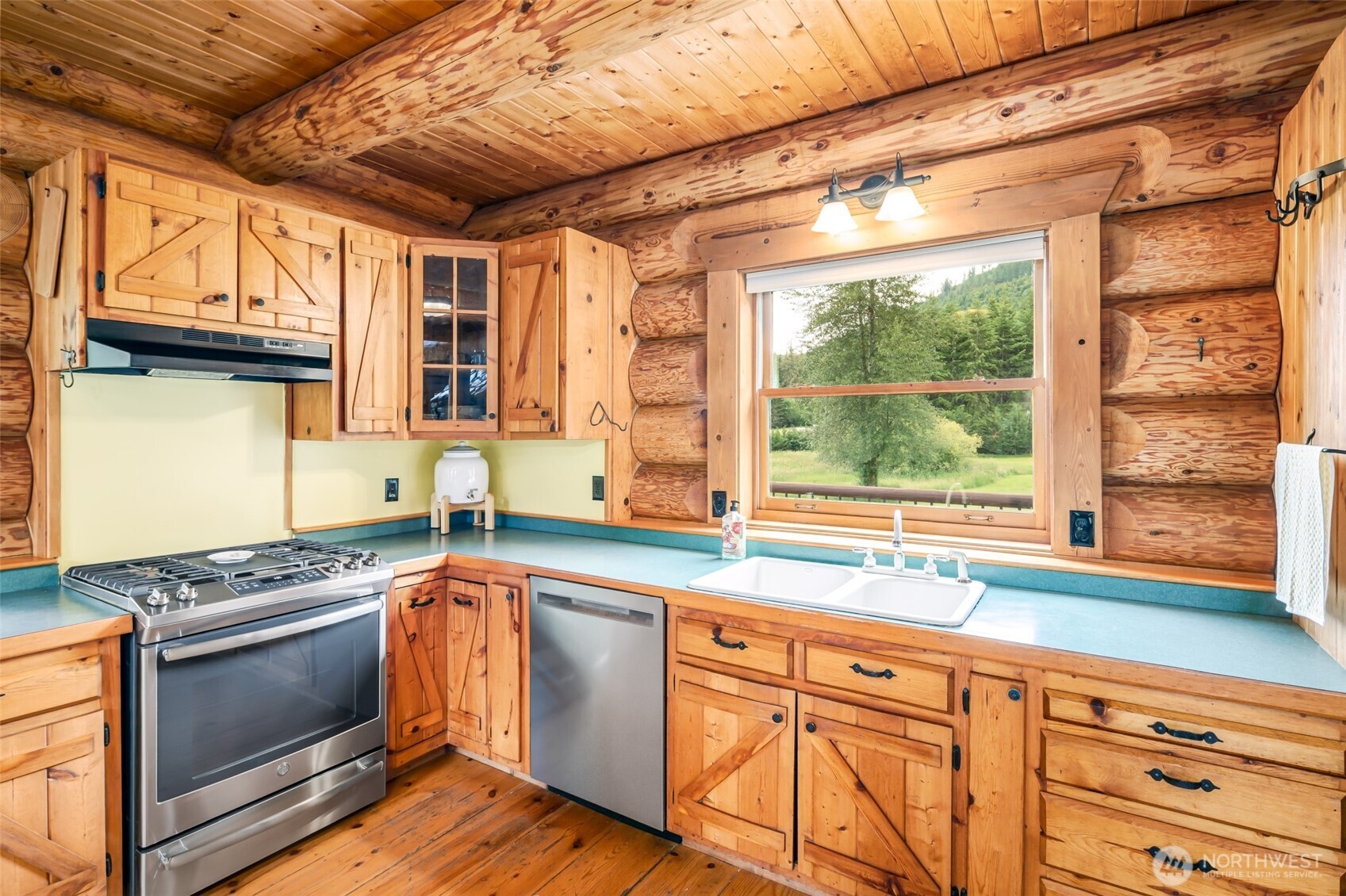 3124 Mosquito Lake Road Deming, WA 98244 - Photo 11 of 38