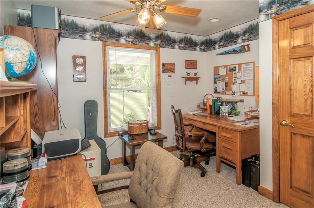 14050 Cool Springs Road Cleveland, NC 27013 - Photo 15 of 25 Office