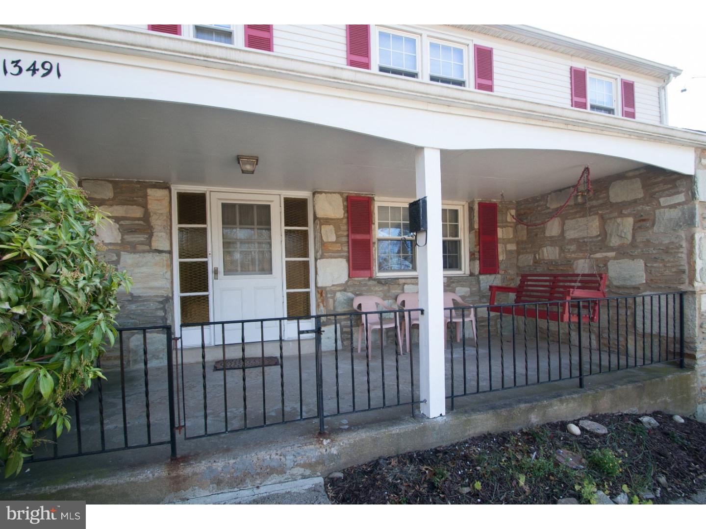13491 Stevens Road Philadelphia, PA 19116 - Photo 3 of 24