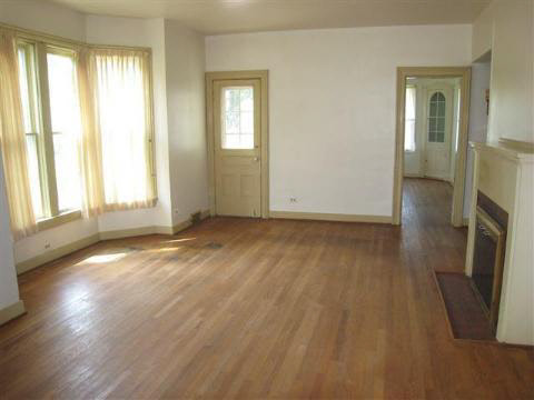310 Tecumseh Road Clinton, MI 49236 - Photo 4 of 11 949701-3.JPG
