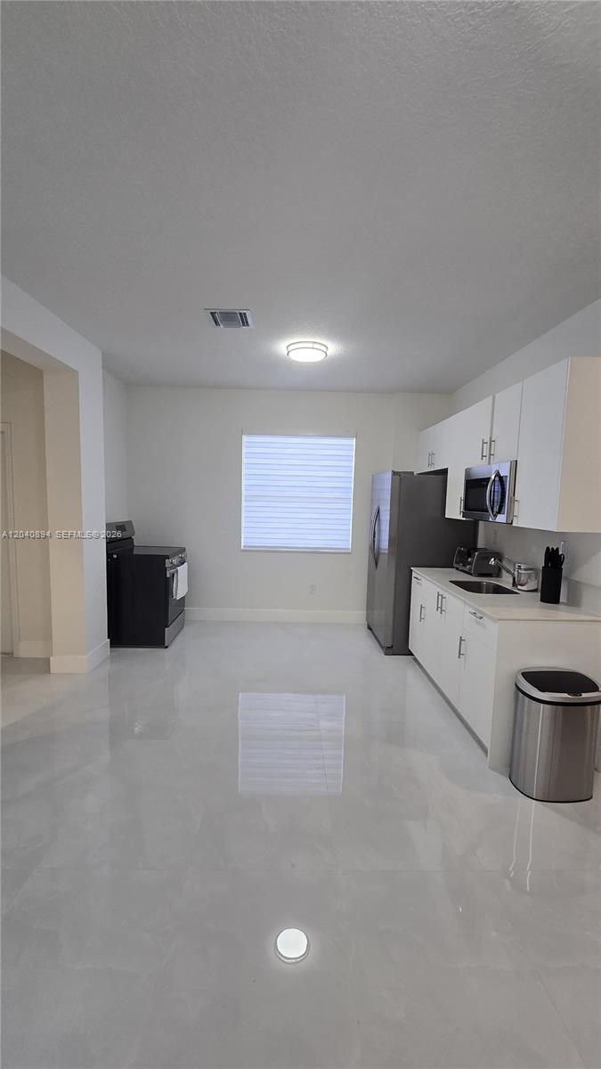 2248 Southeast 30th Street, Unit 1 Homestead, FL 33035 - Photo 7 of 18