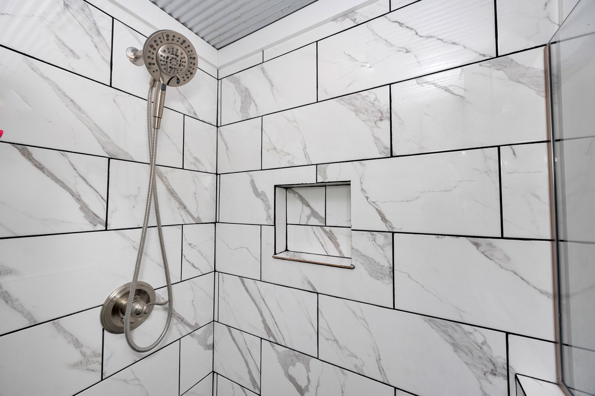 375 Kelley Road Prospect, TN 38477 - Photo 15 of 42 a close view of shower