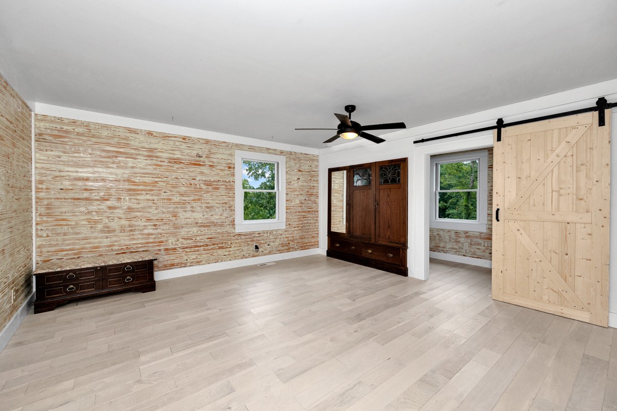 375 Kelley Road Prospect, TN 38477 - Photo 17 of 42 an empty room with windows