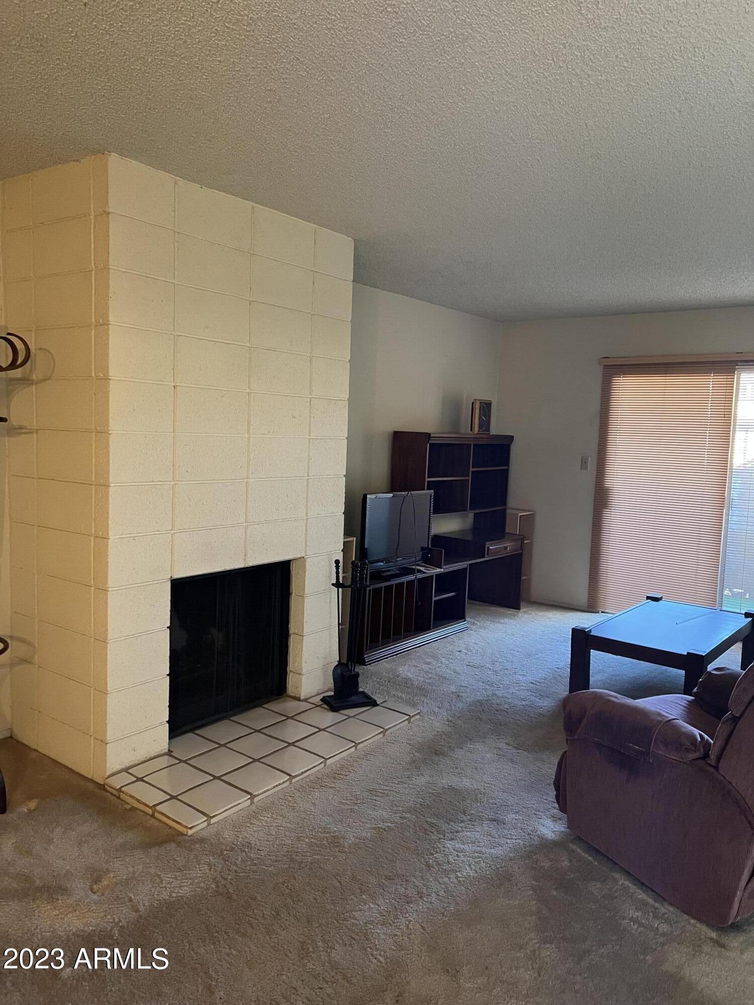 5525 East Thomas Road, Unit F16 Phoenix, AZ 85018 - Photo 3 of 4 IMG_3013