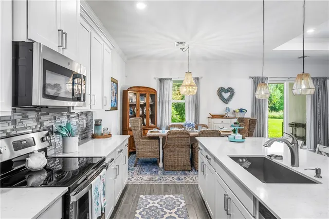 $565,000 | 4730 Brookhaven Manor Southwest, Vero Beach, FL 32968