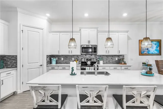 $565,000 | 4730 Brookhaven Manor Southwest, Vero Beach, FL 32968