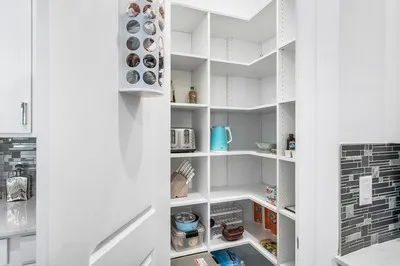 a view of a hallway with shelf