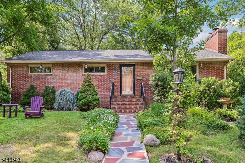 30 Ferndale Road Madison, NJ 07940 - Photo 1 of 38