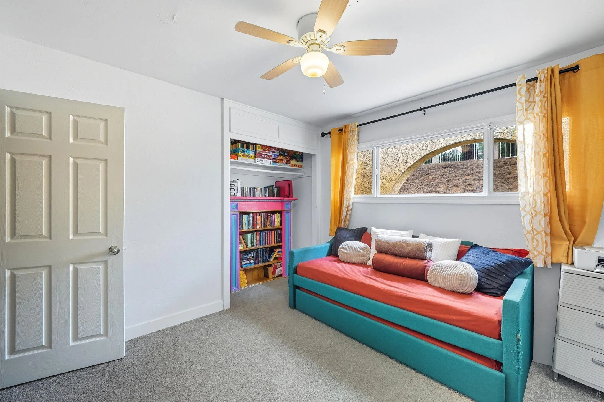 321 North Lane El Cajon, CA 92021 - Photo 21 of 44 a living room with furniture and a window