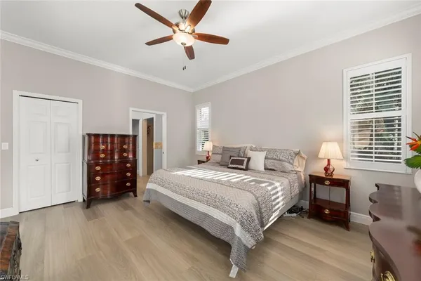 $525,000 | 3653 Periwinkle Way, Unit 127, Naples, FL 34114