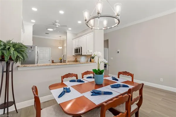 $525,000 | 3653 Periwinkle Way, Unit 127, Naples, FL 34114