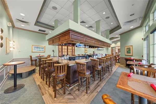 $525,000 | 3653 Periwinkle Way, Unit 127, Naples, FL 34114