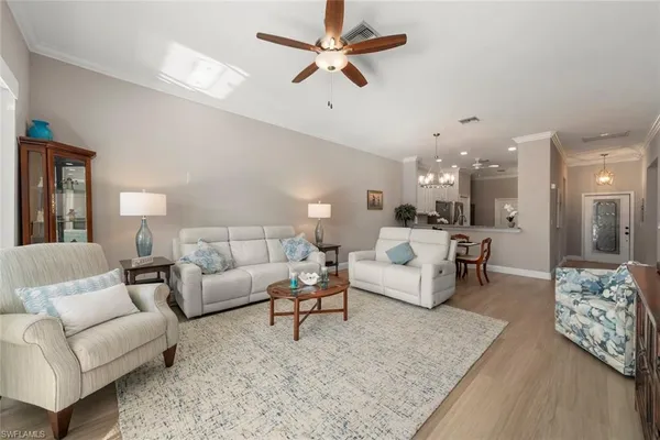 $525,000 | 3653 Periwinkle Way, Unit 127, Naples, FL 34114