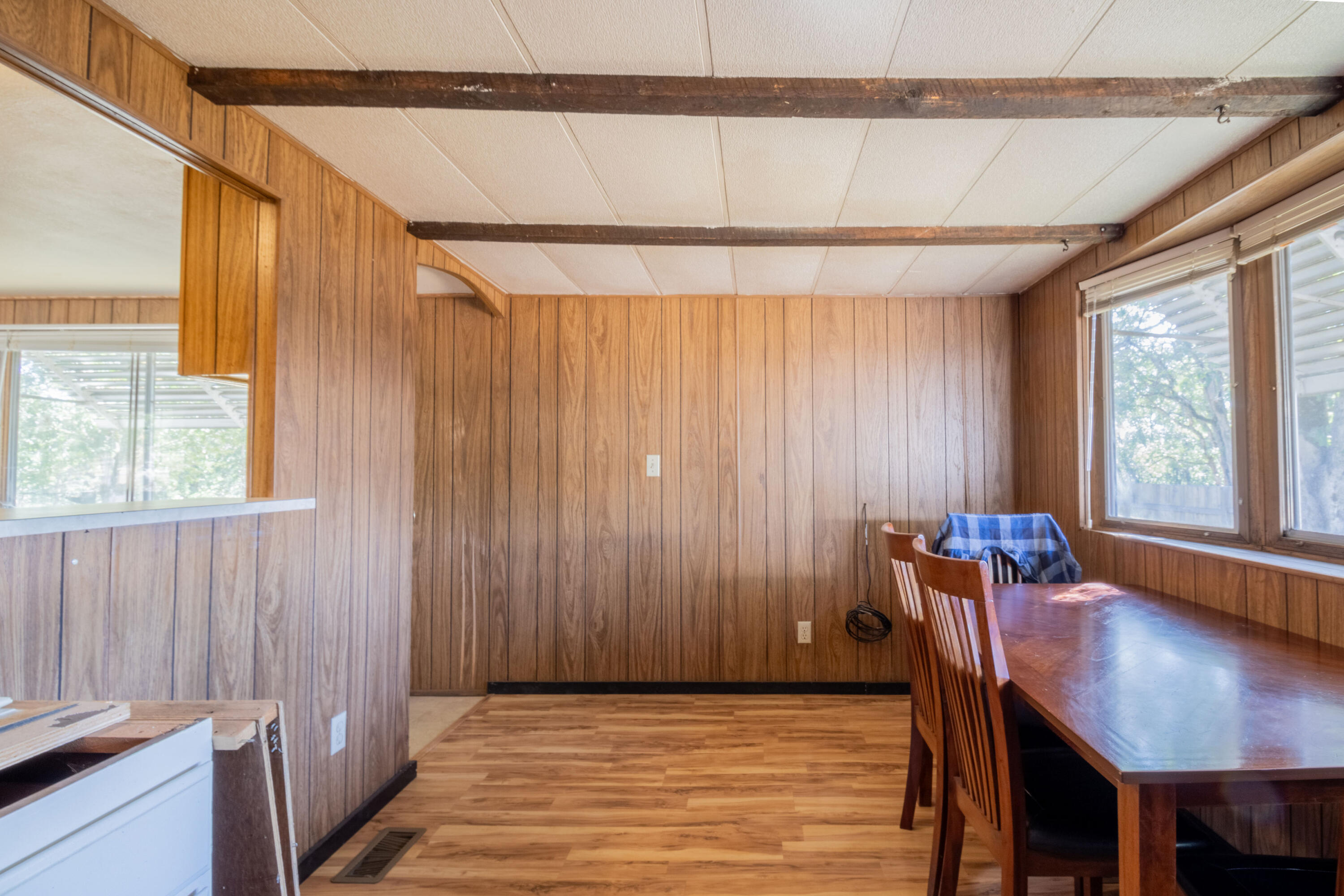 125 Harris Road Grants Pass, OR 97526 - Photo 4 of 26 5