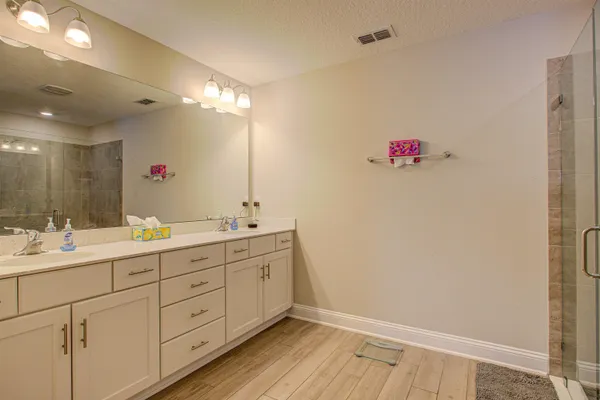 $2,600 | 721 Narvarez Avenue, St. Augustine, FL 32084